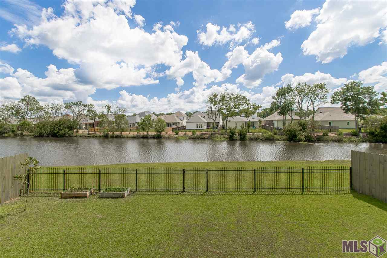 10614 Springtree Avenue Baton Rouge, LA 70810 - Photo 4 of 30 Gallery Image 4