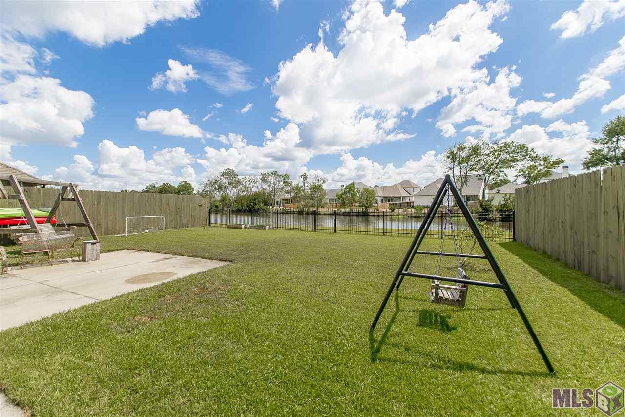 10614 Springtree Avenue Baton Rouge, LA 70810 - Photo 7 of 30 Gallery Image 7