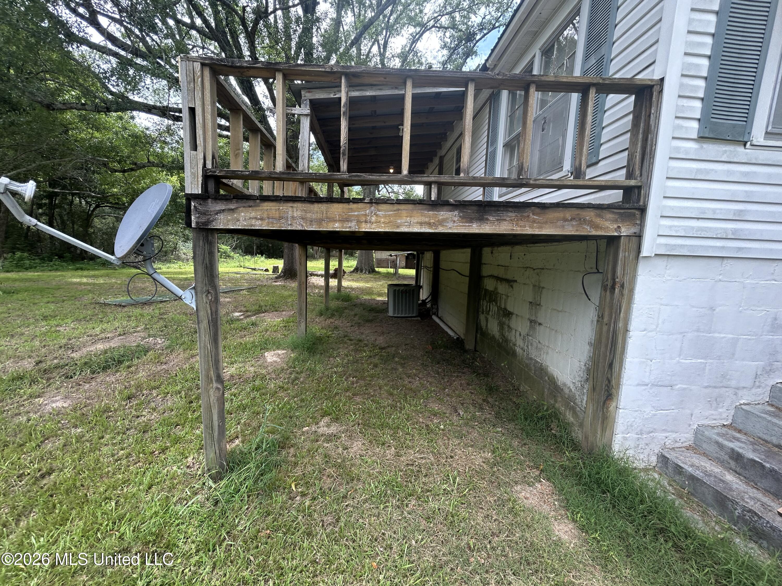 403 Front Street Vaiden, MS 39176 - Photo 7 of 63 IMG_2140