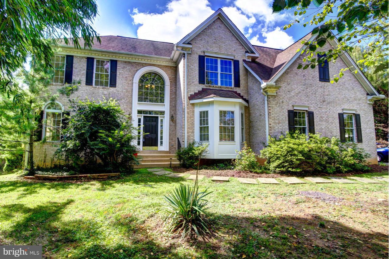 2167 Chain Bridge Road Vienna, VA 22182 - Photo 1 of 30 Exterior (Front)