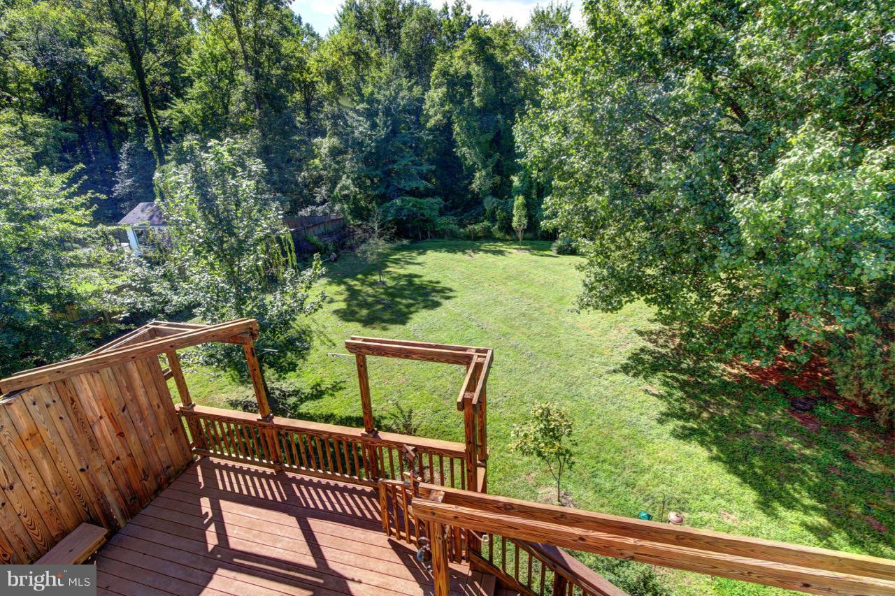 2167 Chain Bridge Road Vienna, VA 22182 - Photo 30 of 30 Exterior (Rear)
