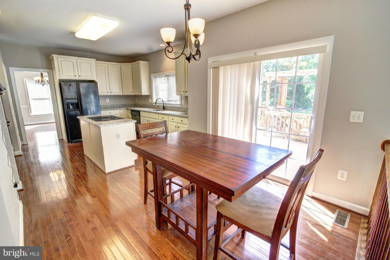 2167 Chain Bridge Road Vienna, VA 22182 - Photo 8 of 30 Kitchen