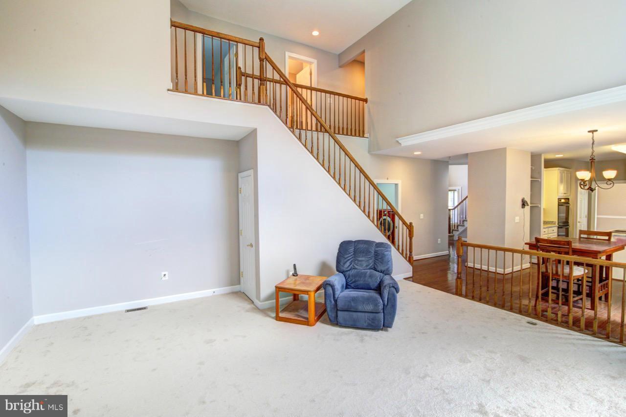 2167 Chain Bridge Road Vienna, VA 22182 - Photo 10 of 30 Family Room