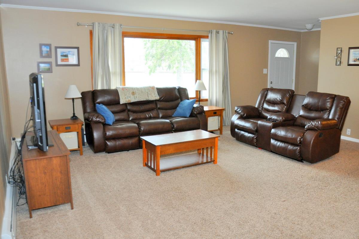 1417 Ranch Road Warsaw, IN 46580 - Photo 2 of 17 Gallery Image 2