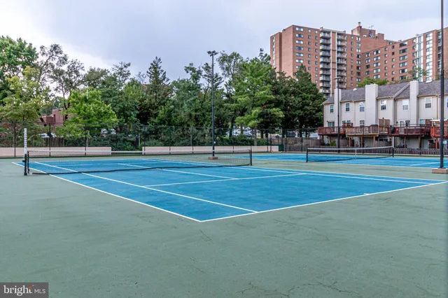 a view of a tennis court