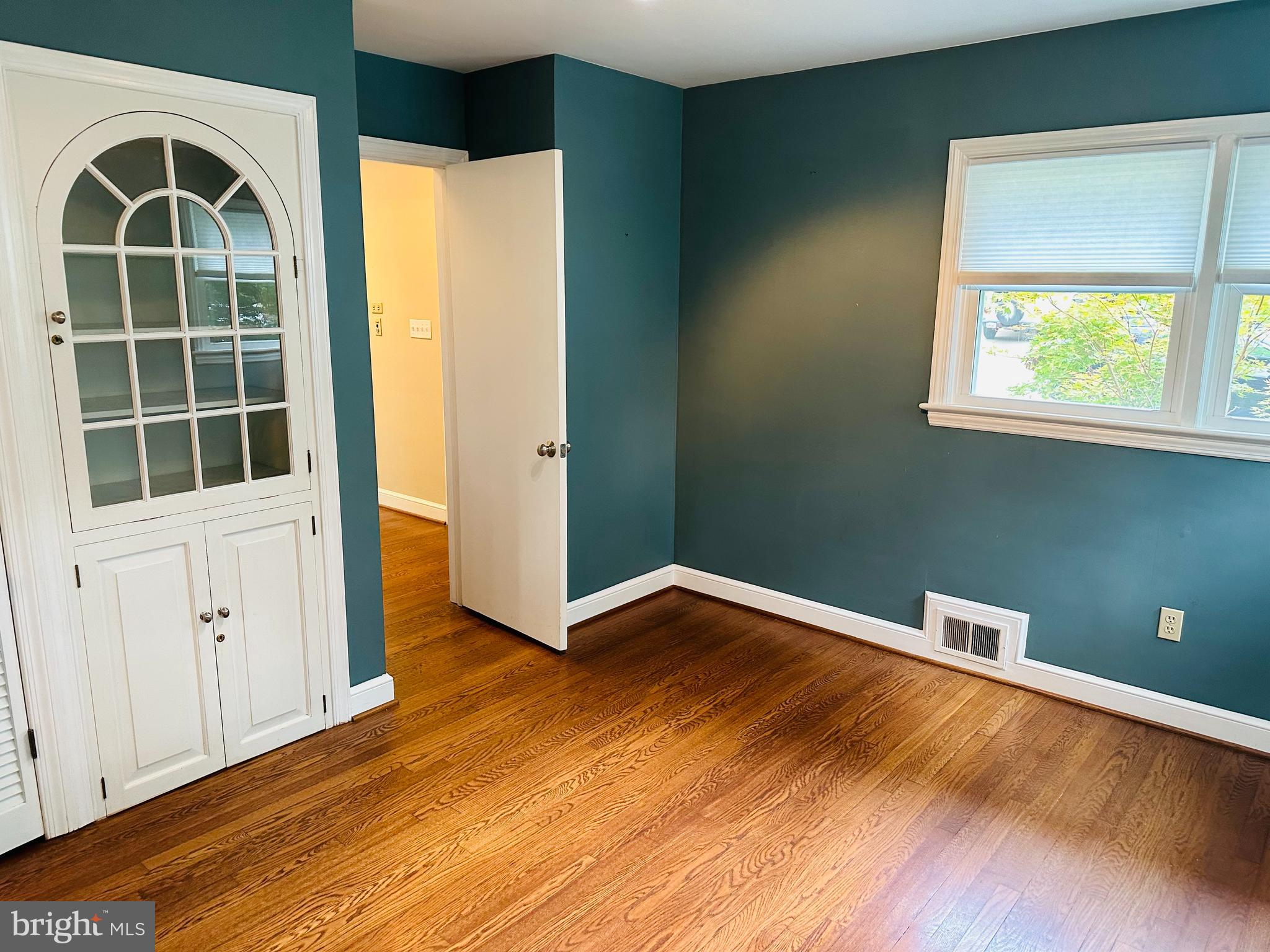 706 Brent Road Rockville, MD 20850 - Photo 12 of 25