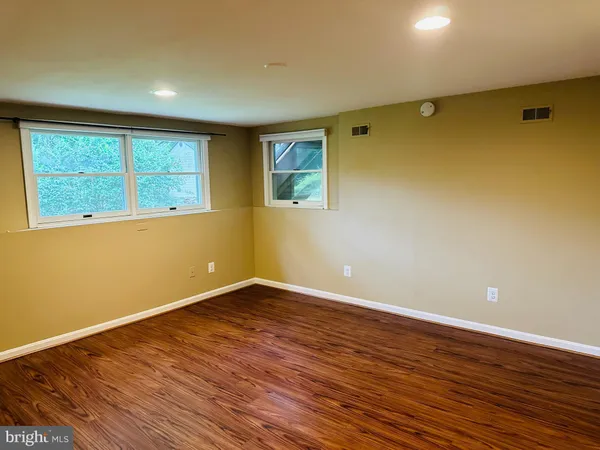 $3,400 | 706 Brent Road, Rockville, MD 20850