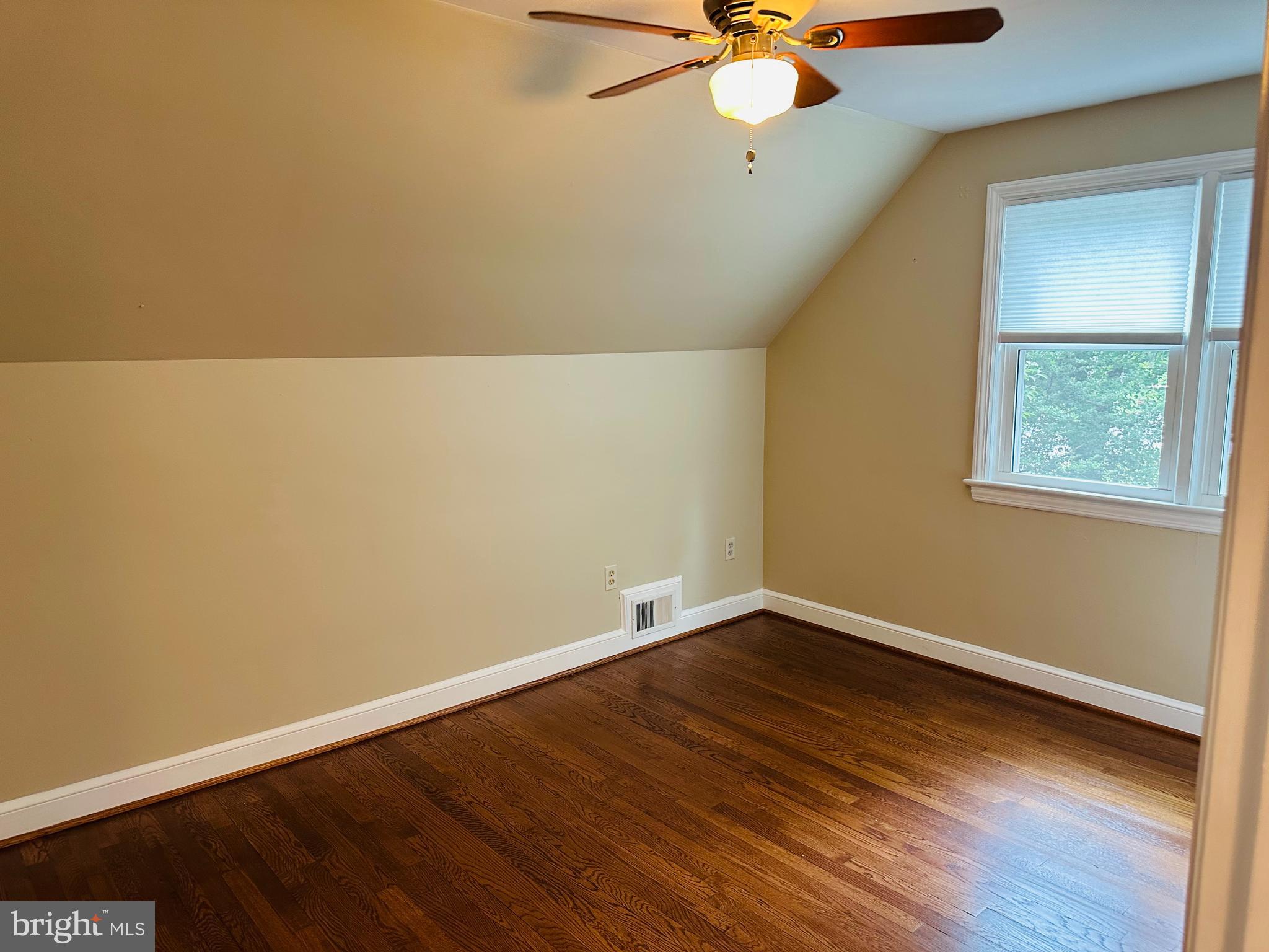 706 Brent Road Rockville, MD 20850 - Photo 23 of 25