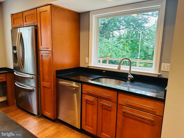 $3,400 | 706 Brent Road, Rockville, MD 20850