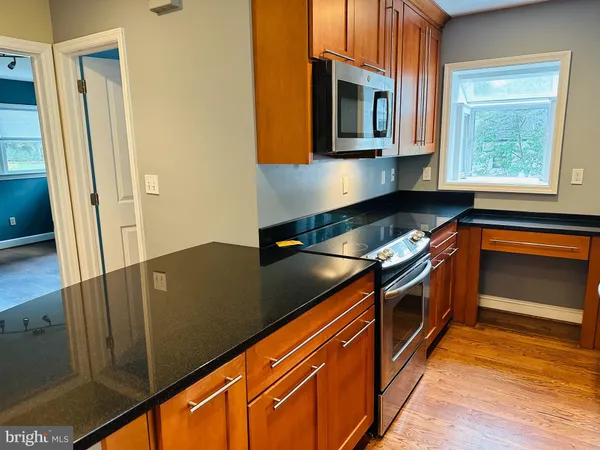 $3,400 | 706 Brent Road, Rockville, MD 20850