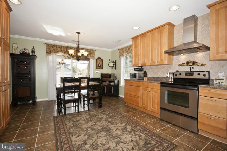 13211 Choptank Road Baltimore, MD 21220 - Photo 3 of 30 Kitchen