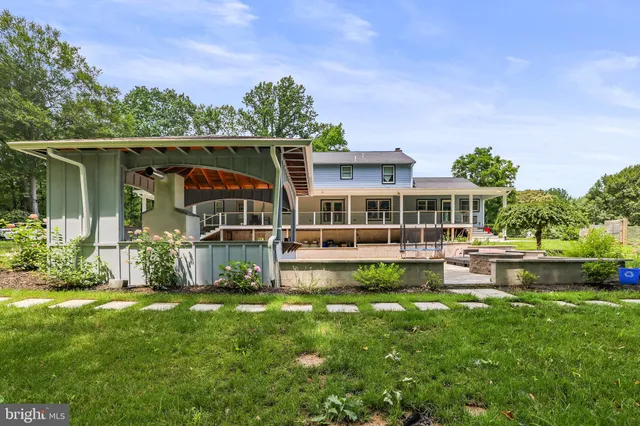 $899,990 | 11401 Van Brady Road, Brandywine, MD 20613