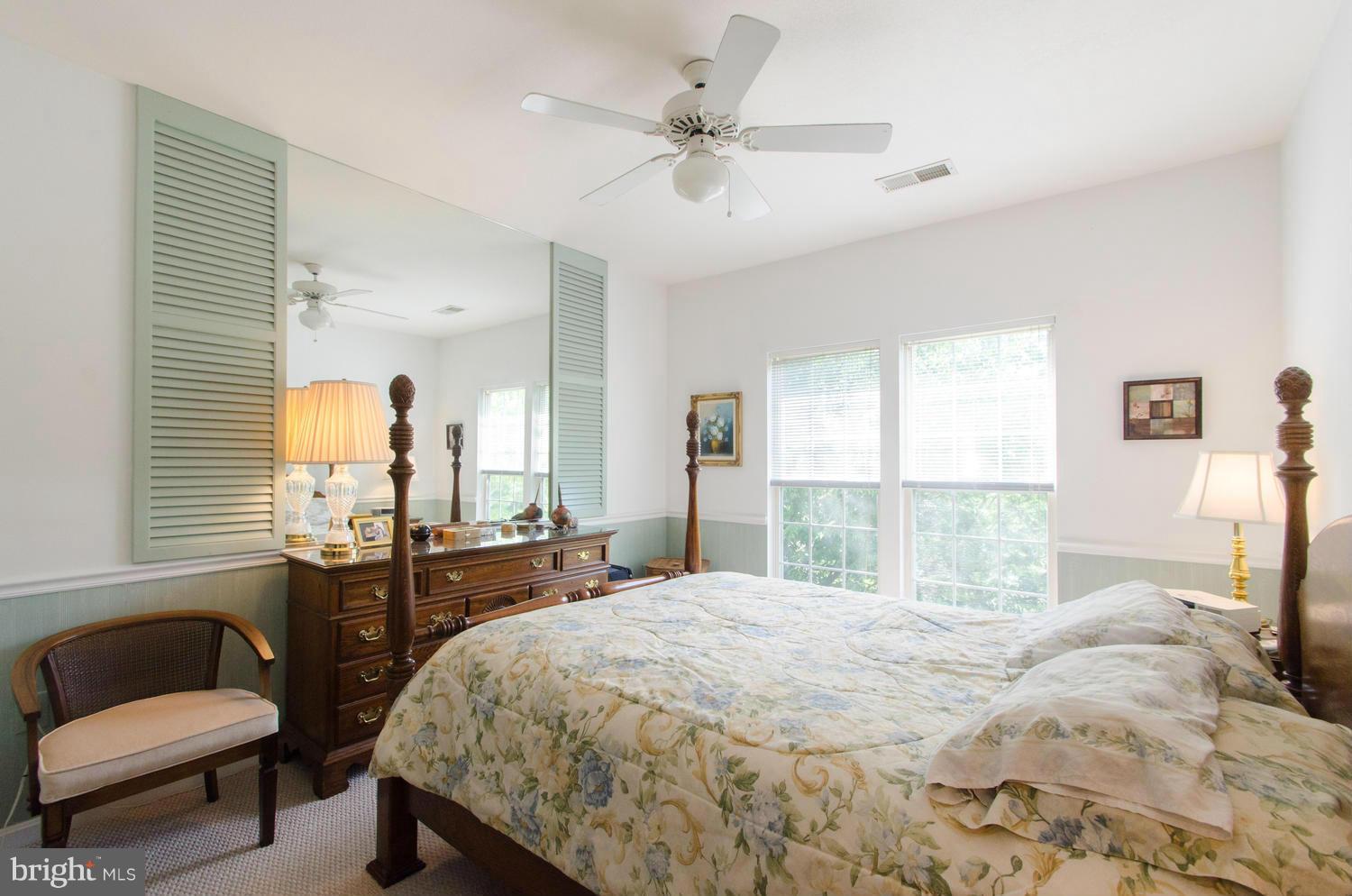 102 Booth Street, Unit 34 Gaithersburg, MD 20878 - Photo 15 of 17 Bedroom