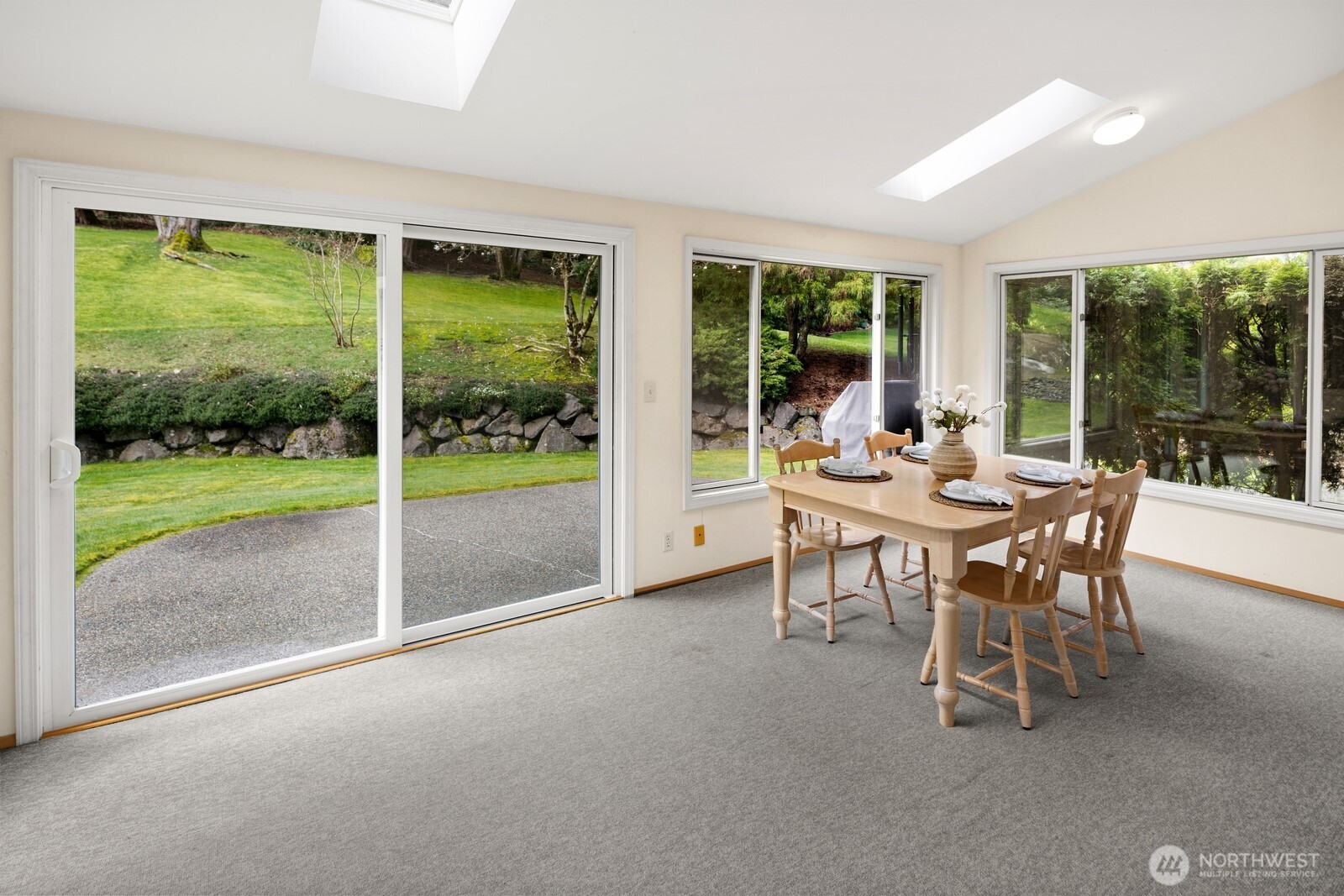 17421 190th Avenue Southeast Renton, WA 98058 - Photo 17 of 36