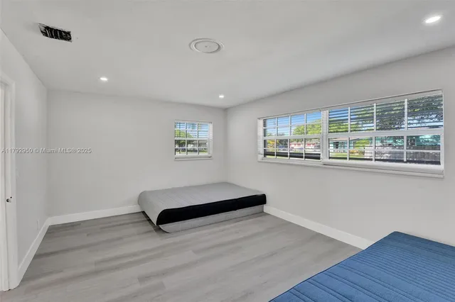 $925,000 | 5657 Grant Street, Hollywood, FL 33021