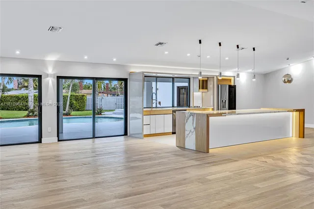 $2,225,000 | 10600 Southwest 140th Street, Miami, FL 33176