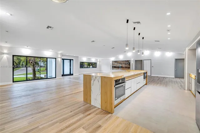 $2,225,000 | 10600 Southwest 140th Street, Miami, FL 33176