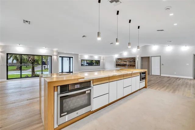 $2,225,000 | 10600 Southwest 140th Street, Miami, FL 33176