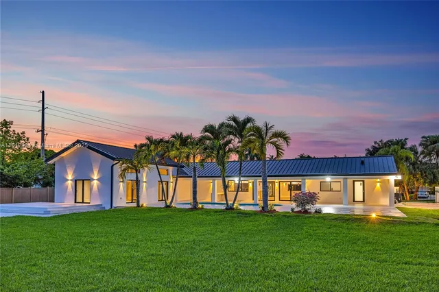 $2,225,000 | 10600 Southwest 140th Street, Miami, FL 33176