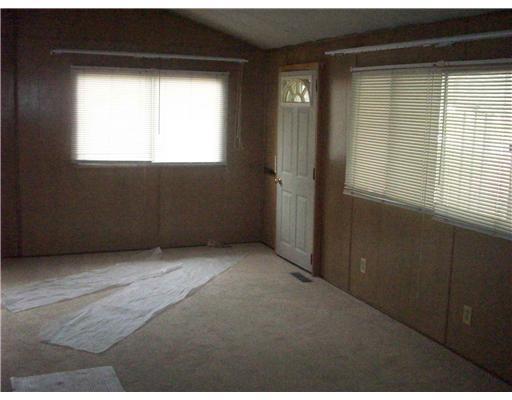 135 North Maple Street Mercer, PA 16137 - Photo 4 of 8 Living Room.
