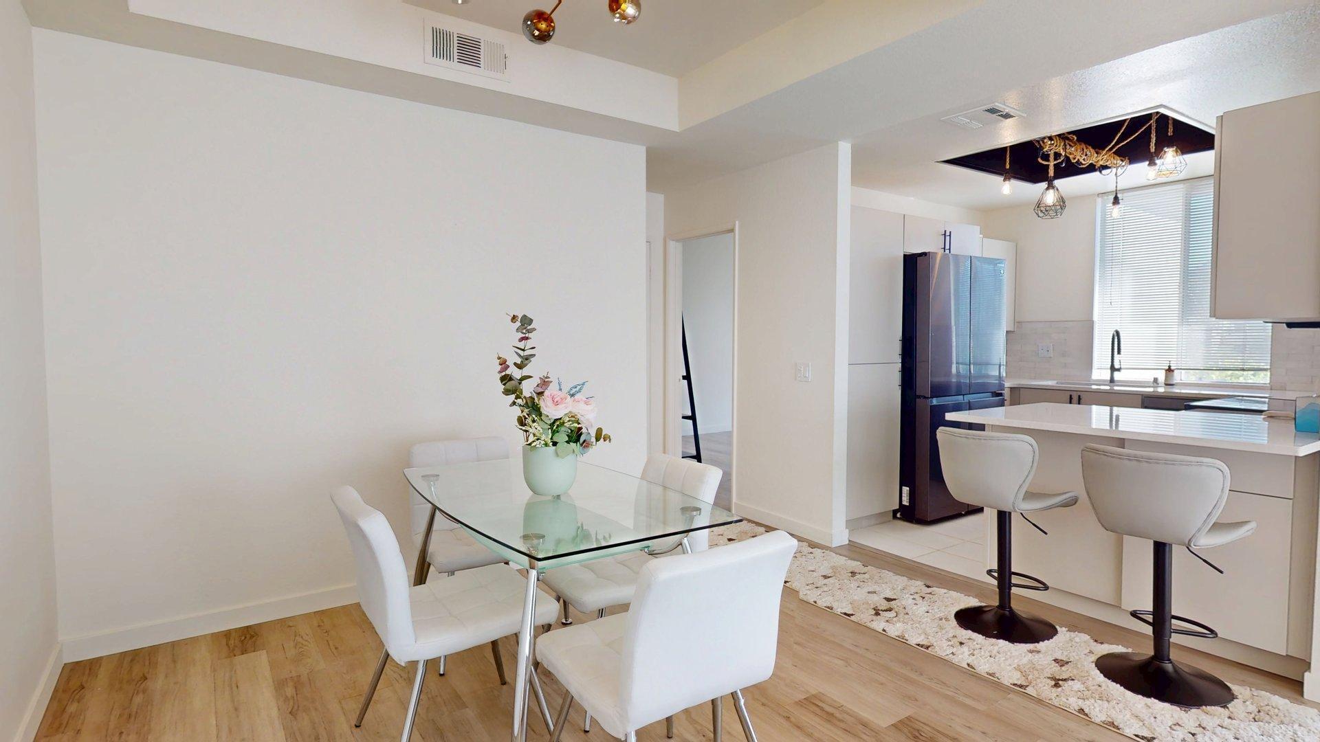 401 El Cielo Road, Unit 22 Palm Springs, CA 92262 - Photo 3 of 22 Dining and Kitchen