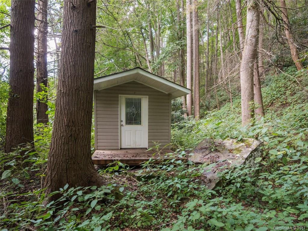 1149 Bee Tree Road Swannanoa, NC 28778 - Photo 8 of 24 Gallery Image 8