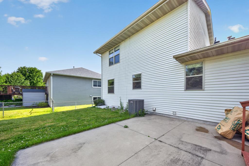 5806 48 Avenue Northwest Rochester, MN 55901 - Photo 44 of 48