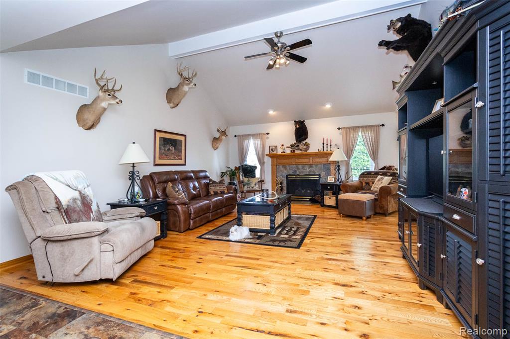 34321 Country Meadow Road Chesterfield, MI 48047 - Photo 6 of 50