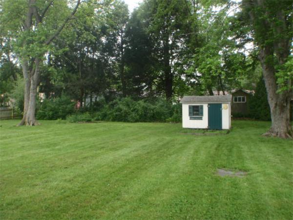 56 Lohnes Road Framingham, MA 01701 - Photo 3 of 9 Gallery Image 3
