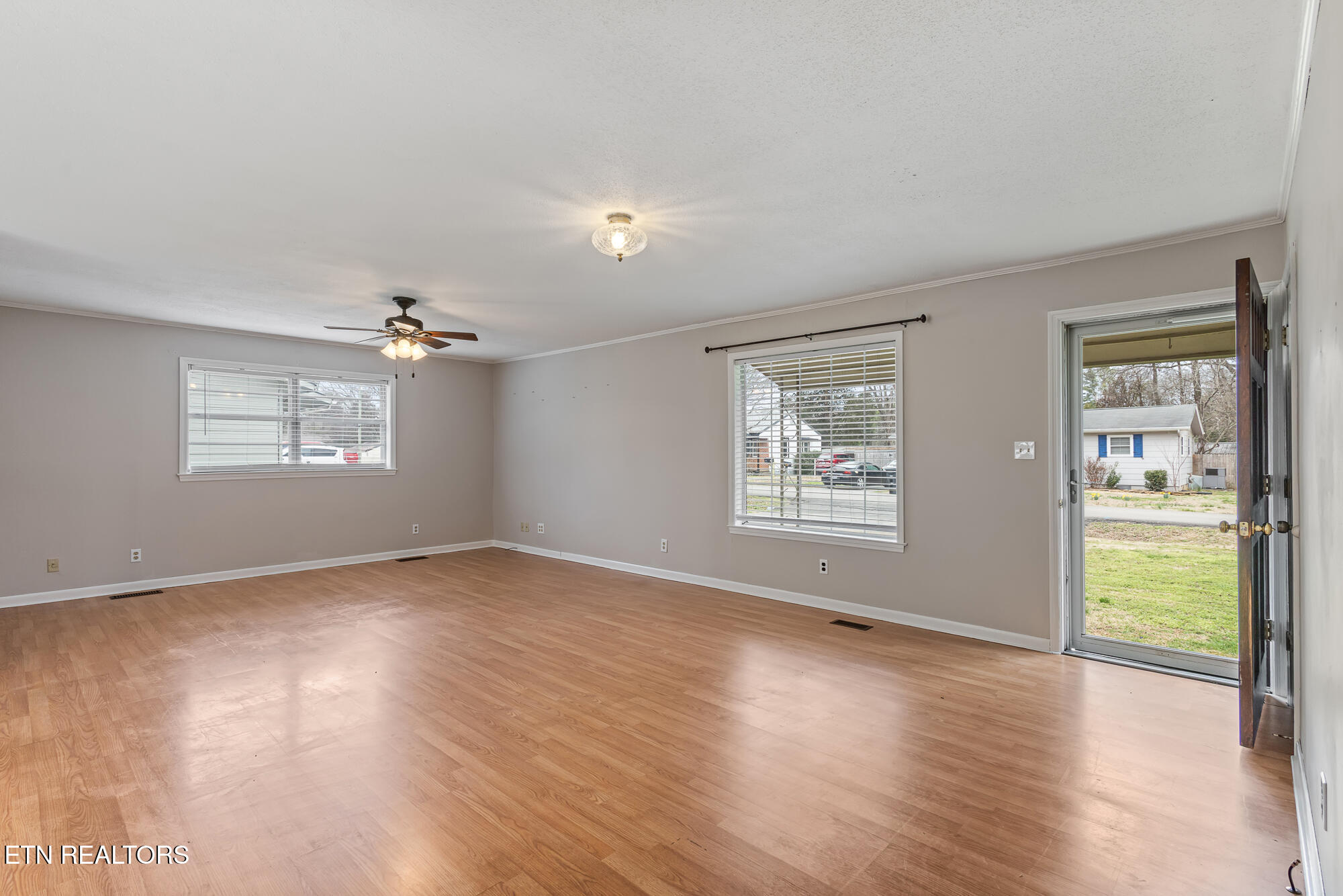 1215 Jones Street Athens, TN 37303 - Photo 5 of 29 1215 Jones St-3