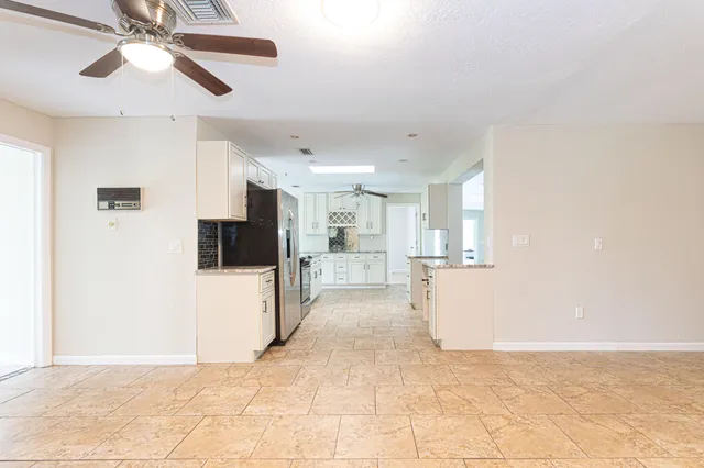 $5,000 | 169 Armadillo Way, West Palm Beach, FL 33411