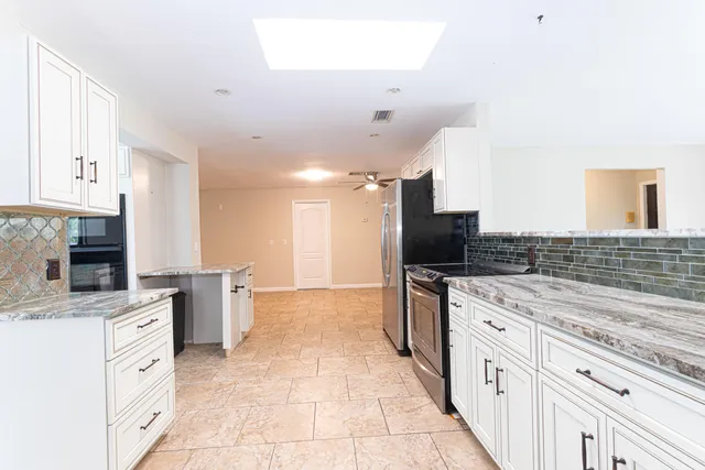 $5,000 | 169 Armadillo Way, West Palm Beach, FL 33411