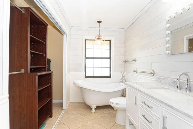 $5,000 | 169 Armadillo Way, West Palm Beach, FL 33411