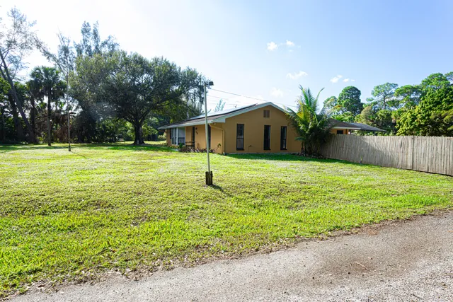 $5,000 | 169 Armadillo Way, West Palm Beach, FL 33411