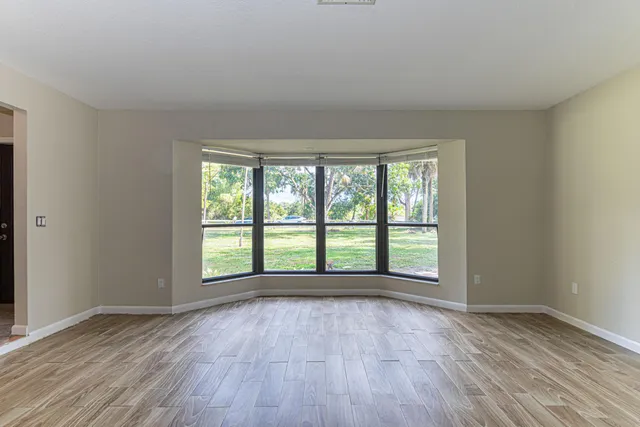 $5,000 | 169 Armadillo Way, West Palm Beach, FL 33411