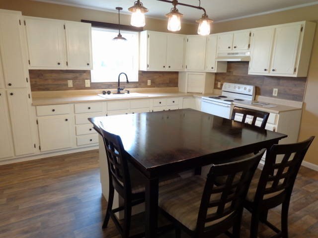 860 Petersburg-Chestnut Ridge Road Petersburg, TN 37144 - Photo 5 of 23 Gallery Image 5
