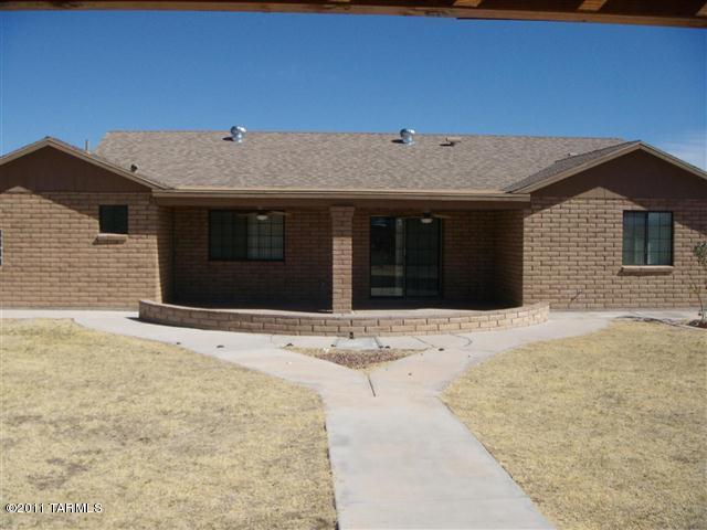 940 Paseo Escoba Rio Rico, AZ 85648 - Photo 15 of 25 a front view of a house