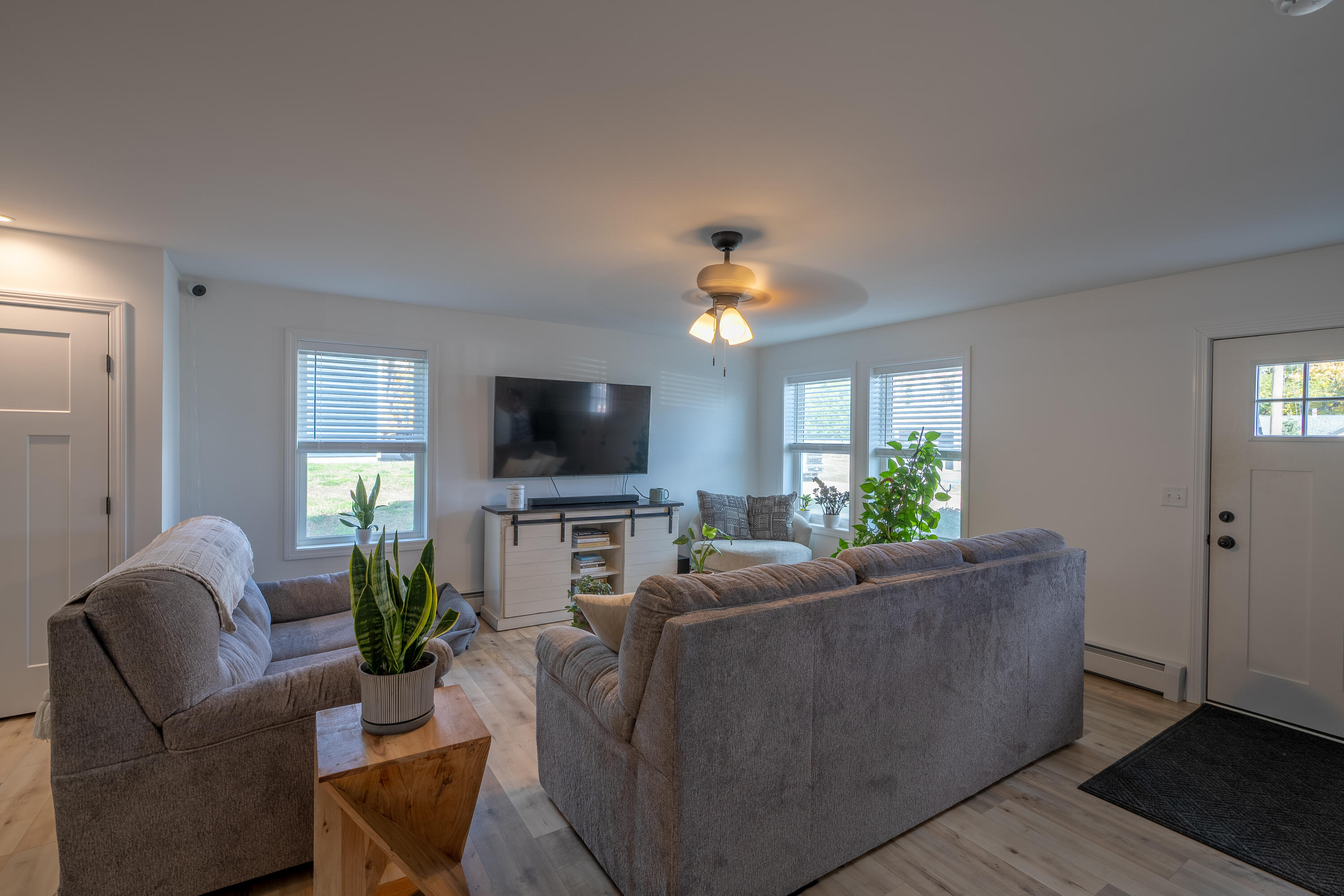 24 Wildwood Drive Bangor, ME 04401 - Photo 13 of 33 MW100924-23