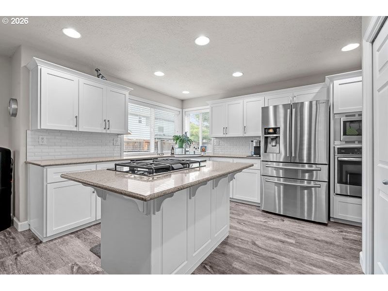 715 Shadowwood Loop Northeast Keizer, OR 97303 - Photo 12 of 41