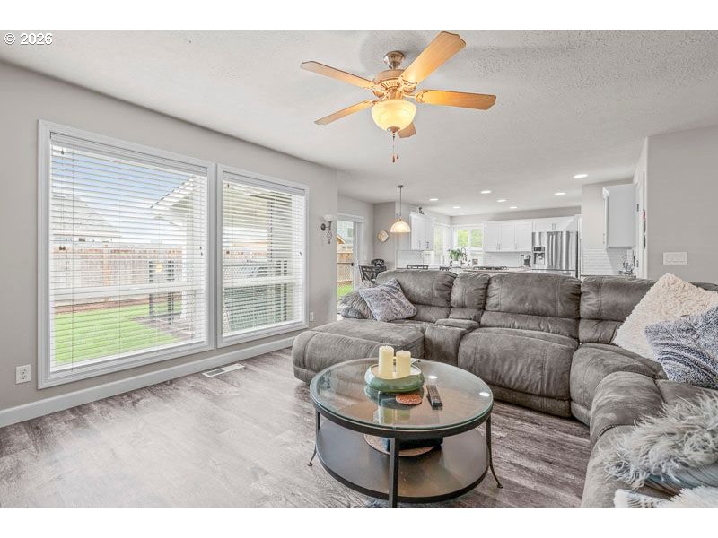 715 Shadowwood Loop Northeast Keizer, OR 97303 - Photo 21 of 41