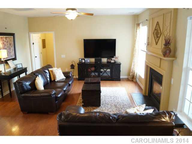 2235 Winthorp Ridge Road Charlotte, NC 28270 - Photo 6 of 16