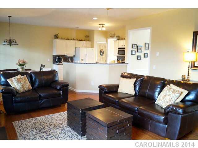 2235 Winthorp Ridge Road Charlotte, NC 28270 - Photo 8 of 16