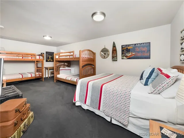 $1,590,000 | 16 Hawk Hill Court, Lake Ozark, MO 65049