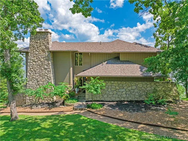 $1,590,000 | 16 Hawk Hill Court, Lake Ozark, MO 65049