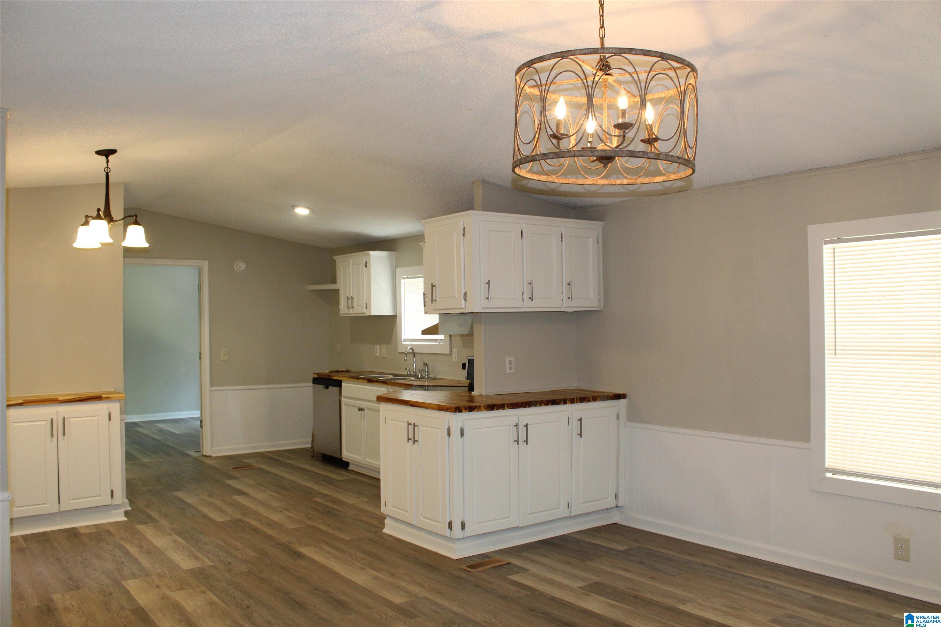 220 Crestview Drive Springville, AL 35146 - Photo 10 of 32