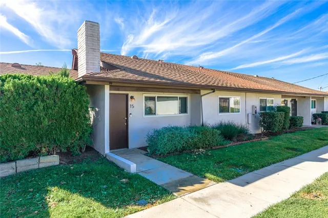 $2,900 | 1800 East Heim Avenue, Unit 15, Orange, CA 92865