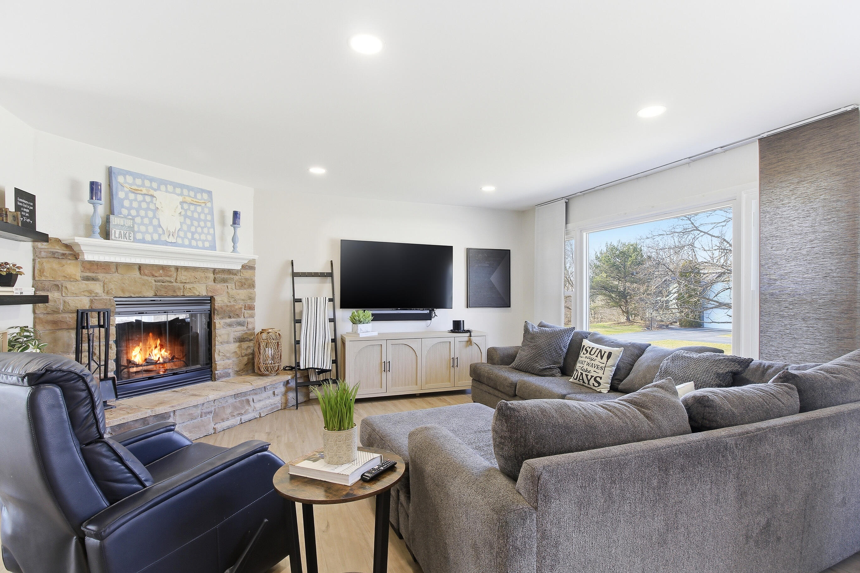 38927 89th Street Randall, WI 53128 - Photo 12 of 66 Living Rm wFP