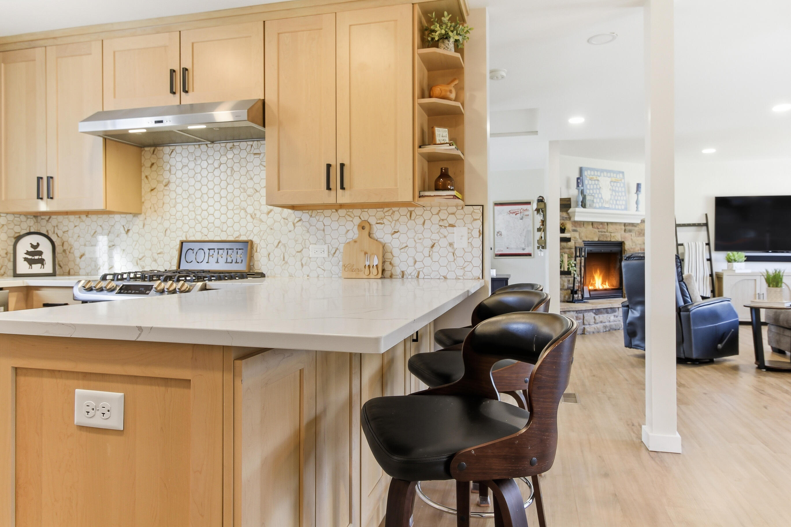 38927 89th Street Randall, WI 53128 - Photo 25 of 66 Snack Bar