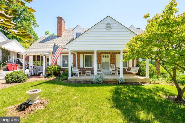 $449,000 | 533 South Church Street, Charles Town, WV 25414