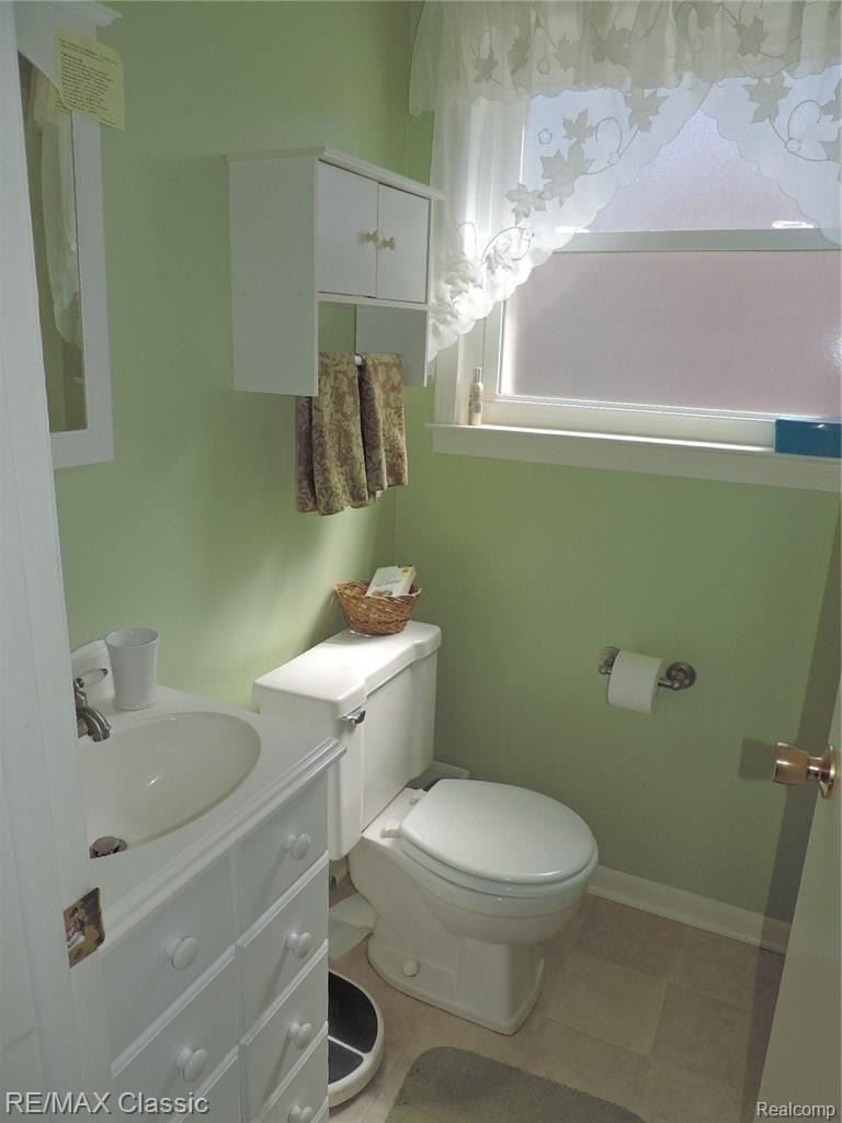 5894 Wedgewood Road Canton, MI 48187 - Photo 17 of 25 DSCN6341.JPG